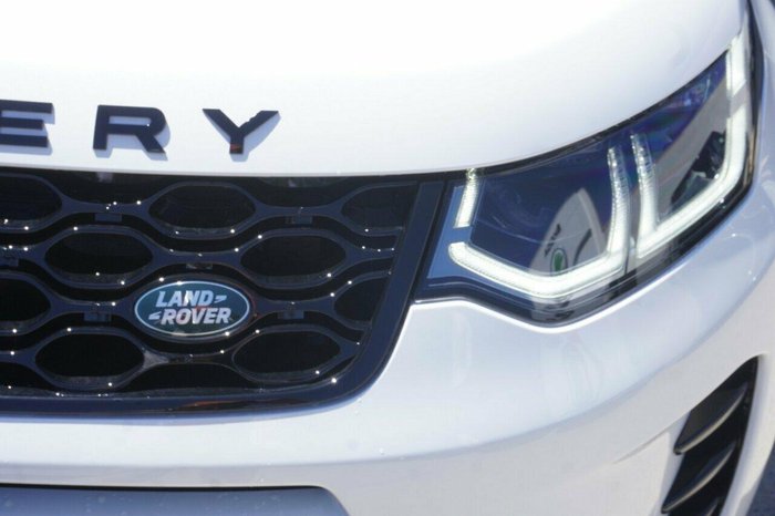 2024 Land Rover Discovery Sport P300e Dynamic SE