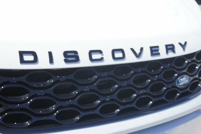 2024 Land Rover Discovery Sport P300e Dynamic SE