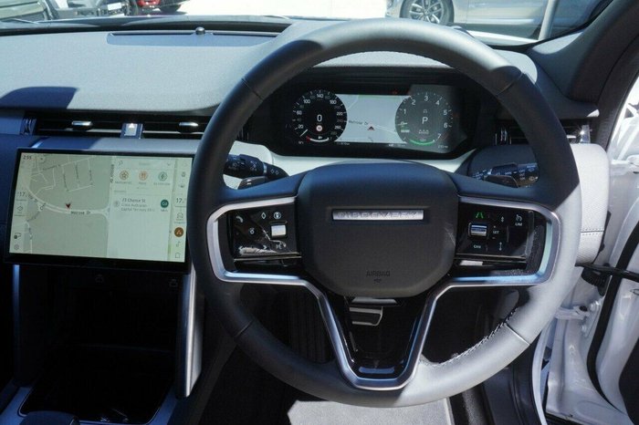 2024 Land Rover Discovery Sport P300e Dynamic SE