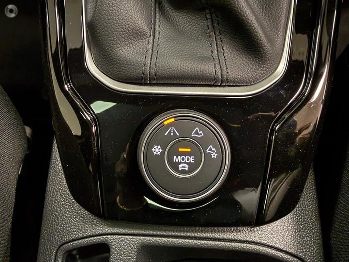 2025 Volkswagen T-Roc 140TSI R-Line