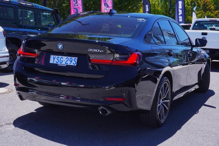 2021 BMW 3 Series 330e Luxury Line