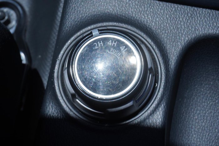 2021 Mitsubishi Triton GLX