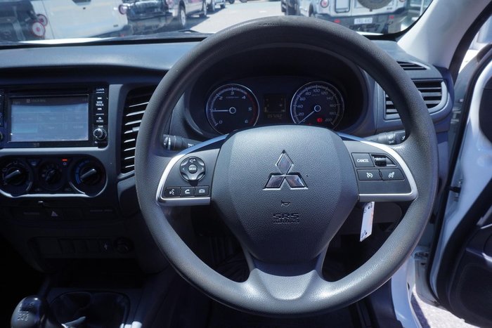 2021 Mitsubishi Triton GLX