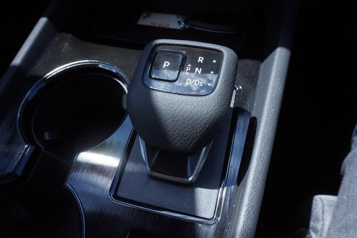 2025 Nissan X-TRAIL ST