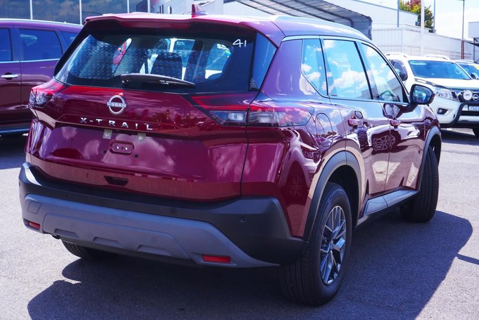 2024 Nissan X-TRAIL ST