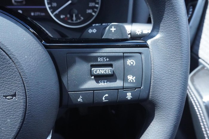 2025 Nissan X-TRAIL ST