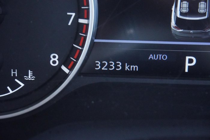 2025 Nissan X-TRAIL ST