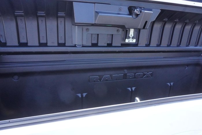2020 RAM 1500 Laramie RamBox
