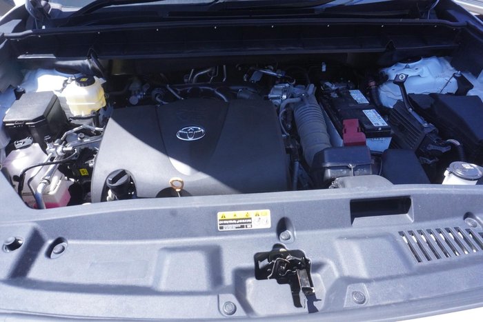 2021 Toyota Kluger GX