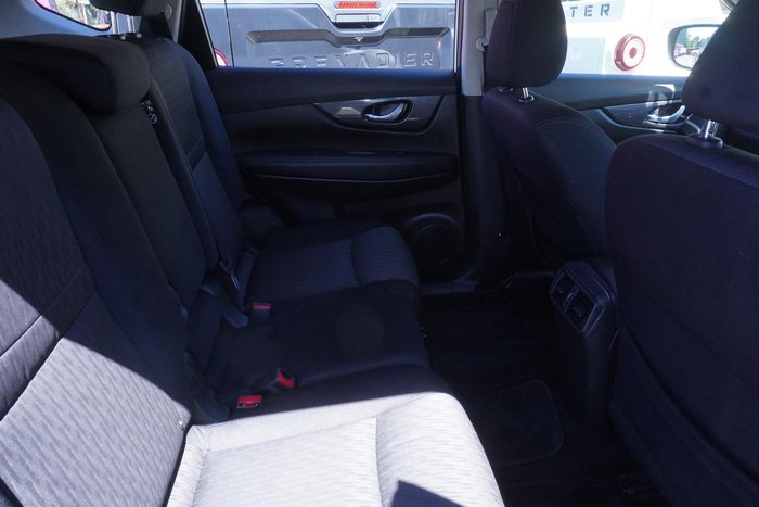 2018 Nissan X-TRAIL ST