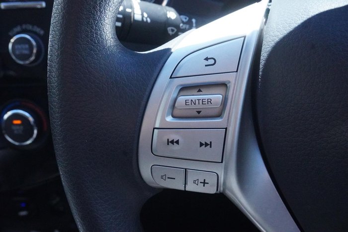 2017 Nissan X-TRAIL TS