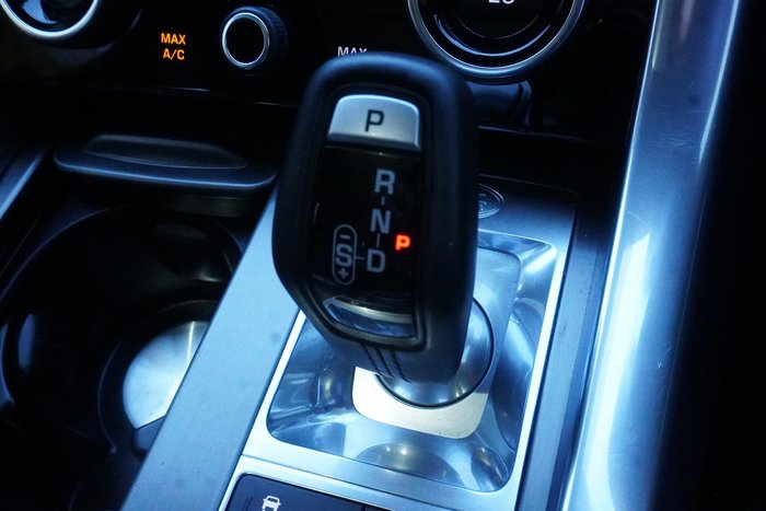 2021 Land Rover Range Rover Sport DI6 221kW SE