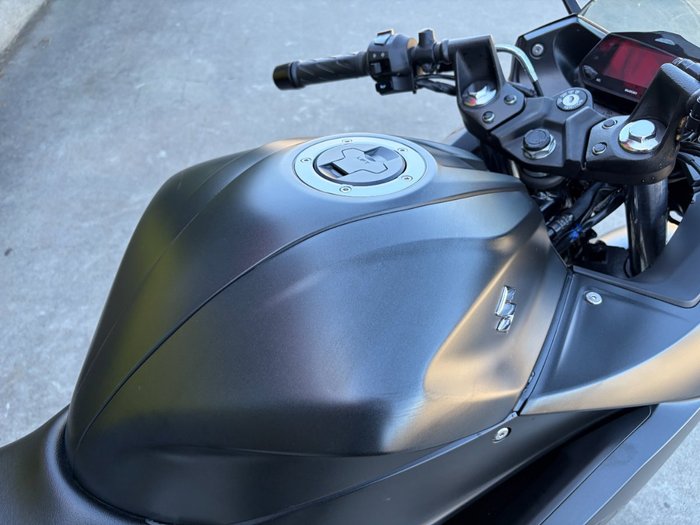 2024 Suzuki GIXXER SF