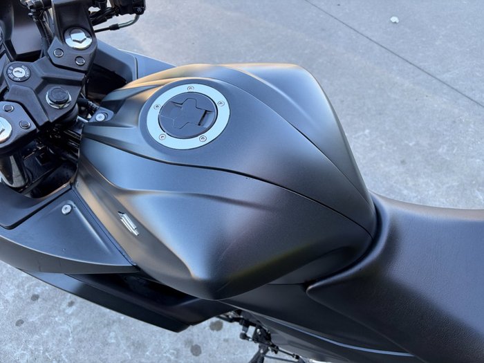 2024 Suzuki GIXXER SF