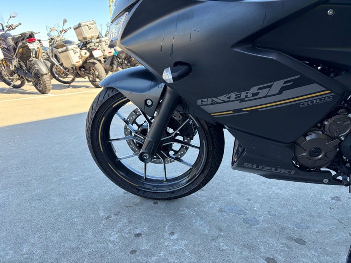 2024 Suzuki GIXXER SF