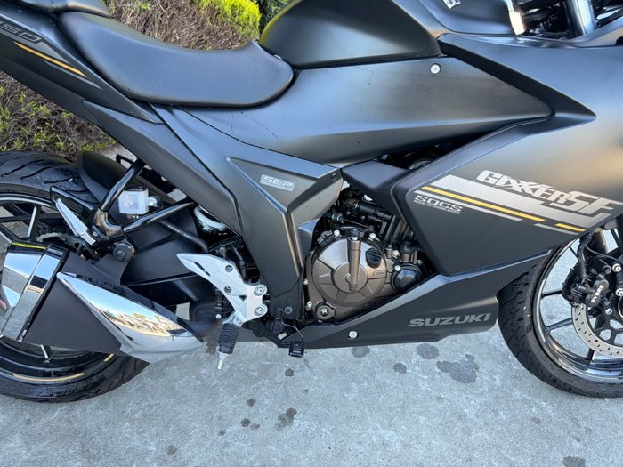 2024 Suzuki GIXXER SF