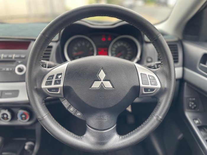 2011 Mitsubishi Lancer SX