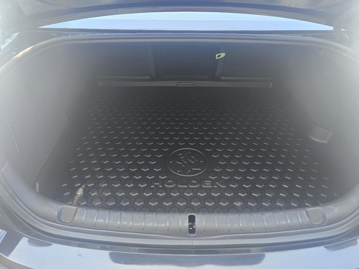 2016 Holden Commodore SV6 Black