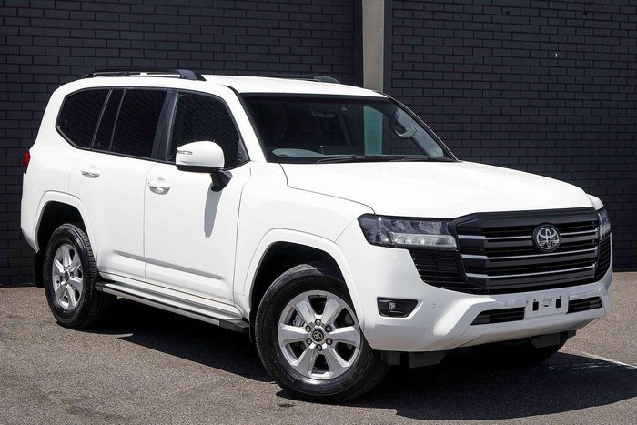 2024 Toyota Landcruiser GXL