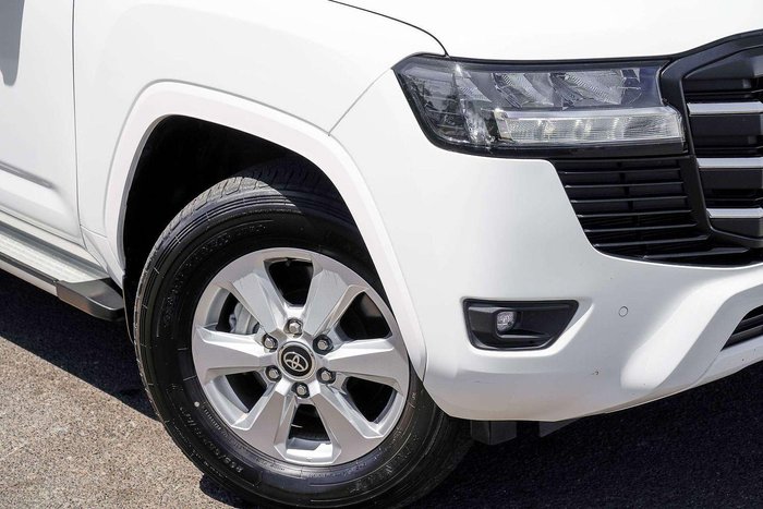 2024 Toyota Landcruiser GXL