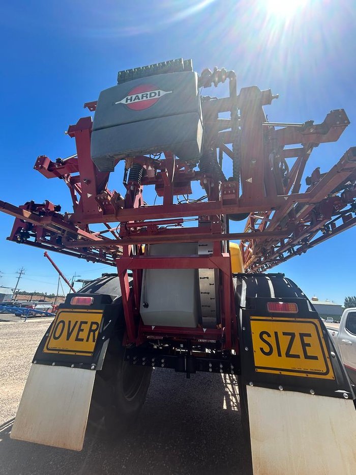 2024 Hardi Commander 8536 Trailing Sprayer