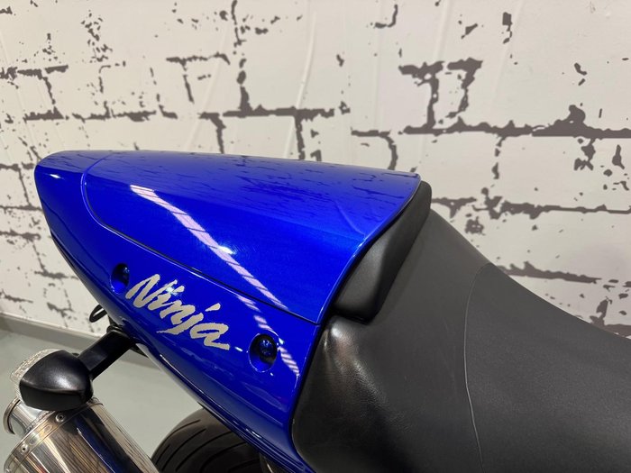 2004 Kawasaki ZX-12R ZX Blue