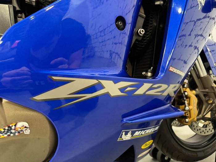 2004 Kawasaki ZX-12R ZX Blue