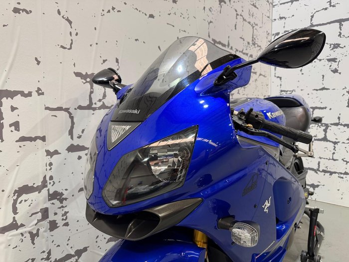 2004 Kawasaki ZX-12R ZX Blue