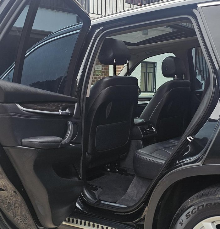 2014 BMW X5 sDrive25d F15 Black Sapphire