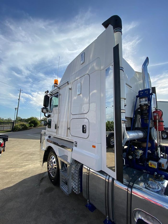 2021 Kenworth K200