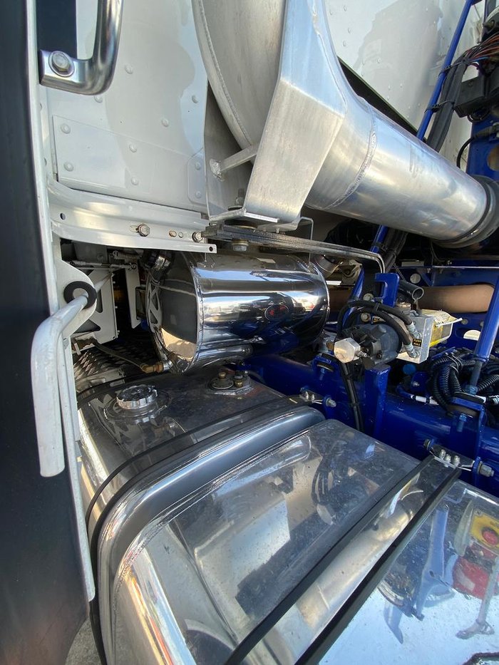 2021 Kenworth K200