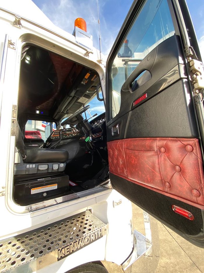 2021 Kenworth K200