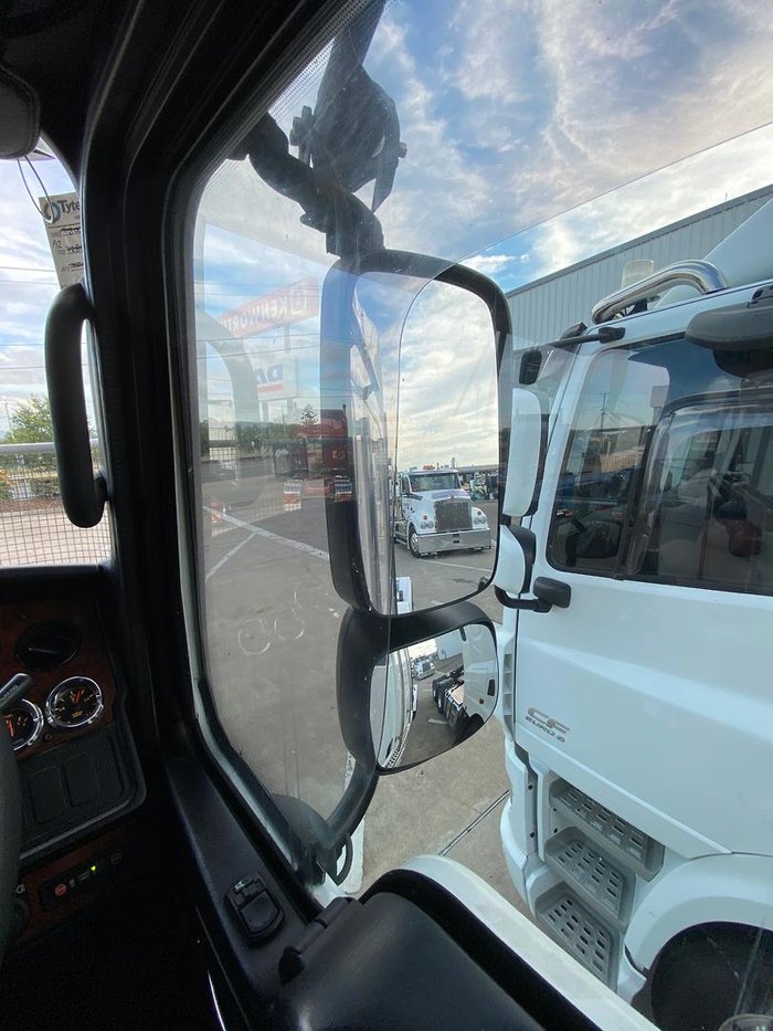 2021 Kenworth K200
