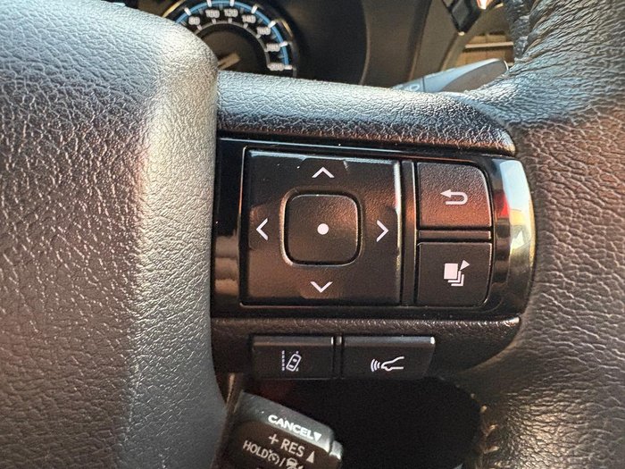 2022 Toyota Hilux Rugged X