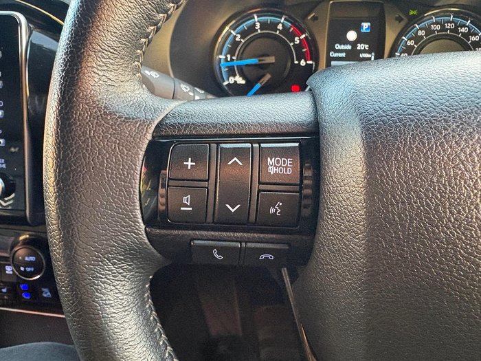 2022 Toyota Hilux Rugged X