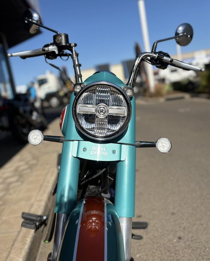 2025 Royal Enfield Goan Classic 350