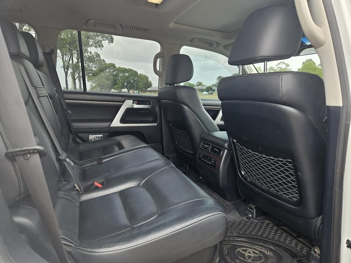 2017 Toyota Landcruiser VX