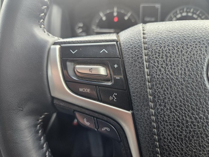 2017 Toyota Landcruiser VX