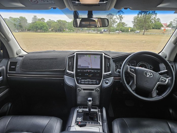 2017 Toyota Landcruiser VX