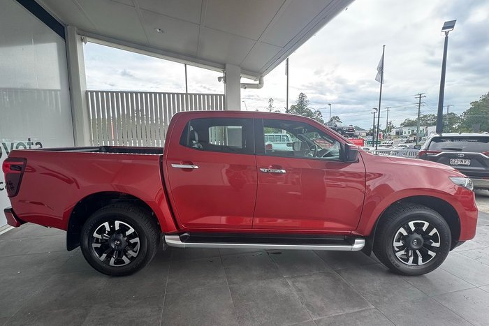 2024 Mazda BT-50 GT