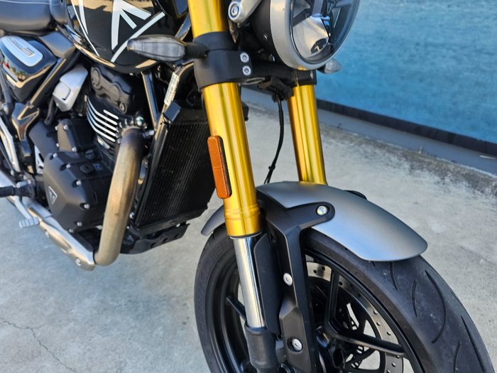 2025 Triumph SPEED 400 Black