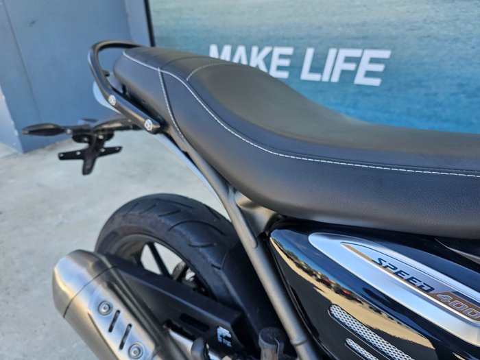 2025 Triumph SPEED 400 Black