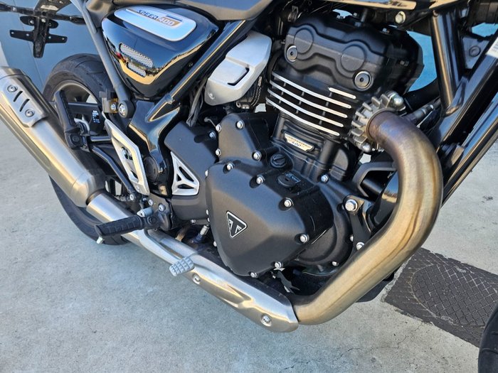 2025 Triumph SPEED 400 Black