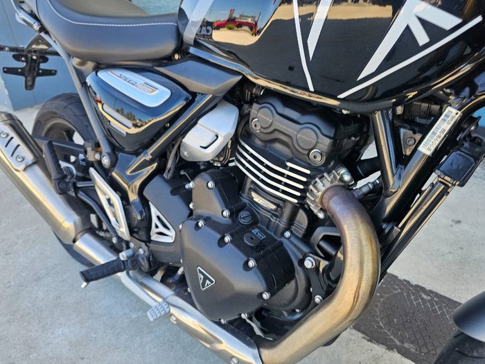 2025 Triumph SPEED 400 Black