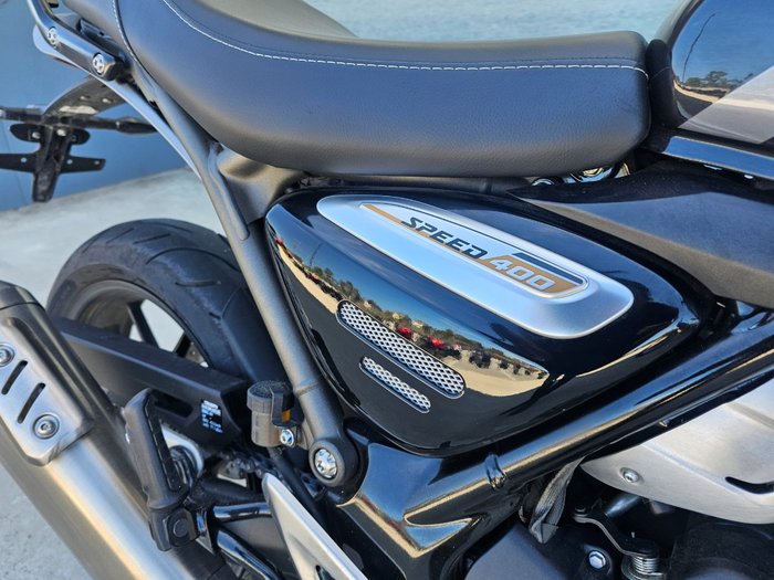2025 Triumph SPEED 400 Black