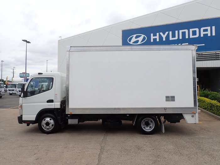 2022 MITSUBISHI CANTER 515