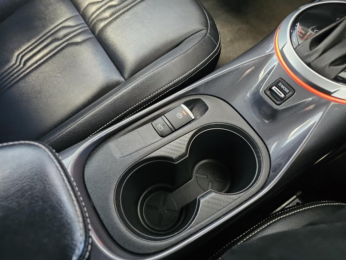 2023 Nissan JUKE ST-L