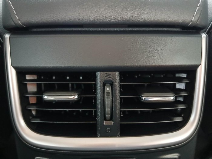 2025 Subaru Outback AWD Touring XT