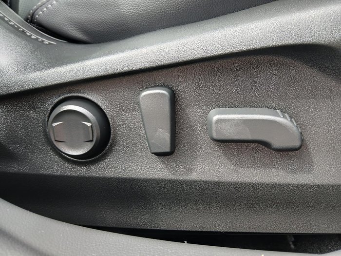 2025 Subaru Outback AWD Touring XT