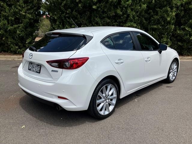 2018 Mazda 3 SP25